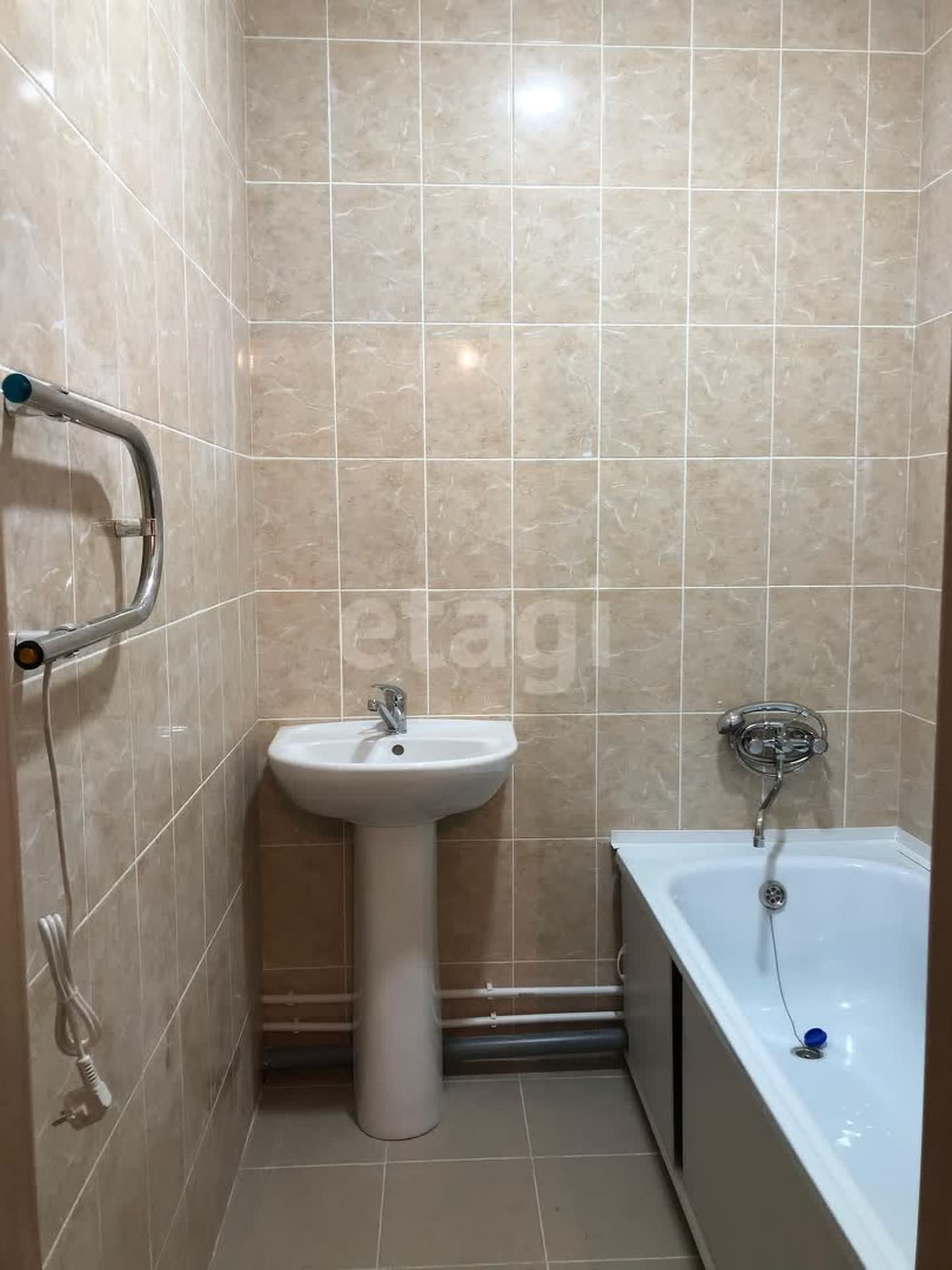 Продажа 2-комнатной квартиры, Южно-Сахалинск, Сахалинская область,  Южно-Сахалинск