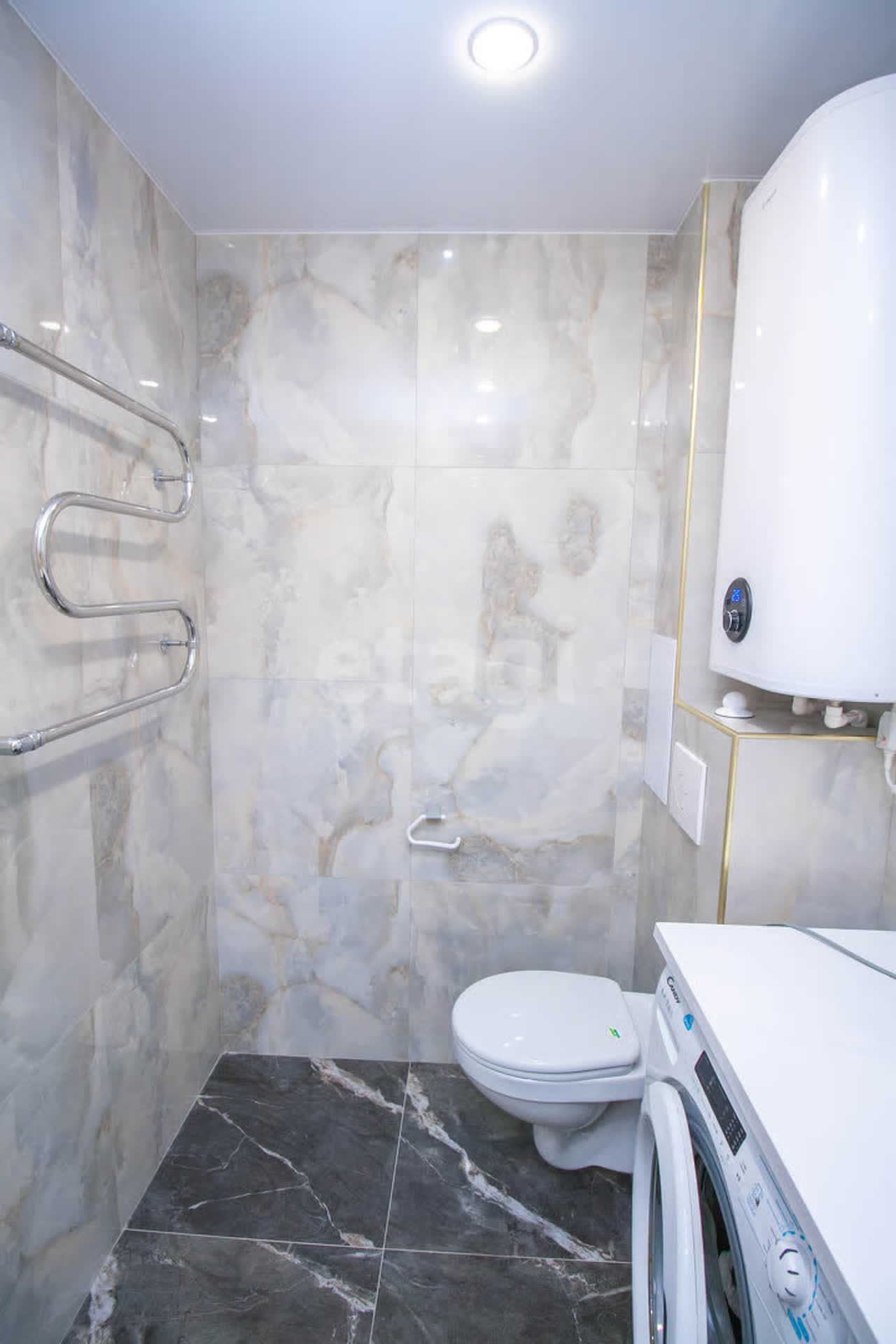 Продажа 2-комнатной квартиры, Южно-Сахалинск, Сахалинская область,  Южно-Сахалинск