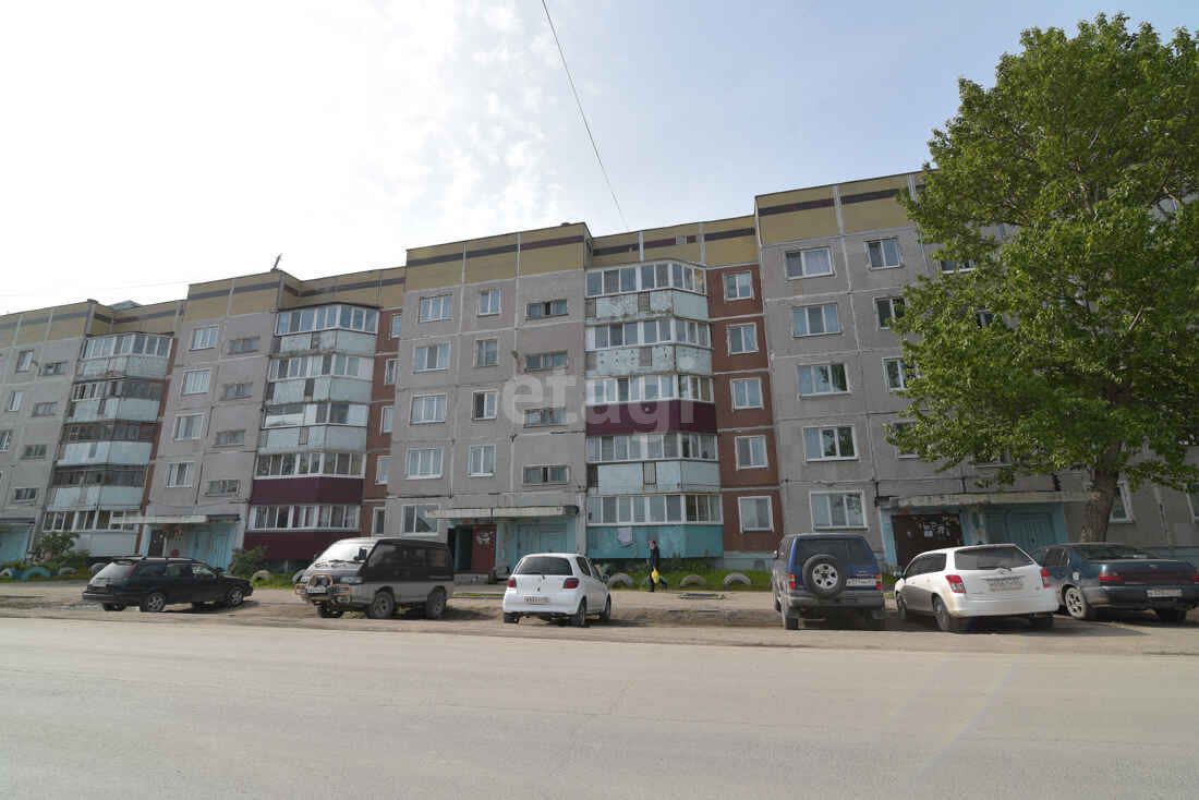 Продажа 4-комнатной квартиры, Южно-Сахалинск, Сахалинская область,  Южно-Сахалинск