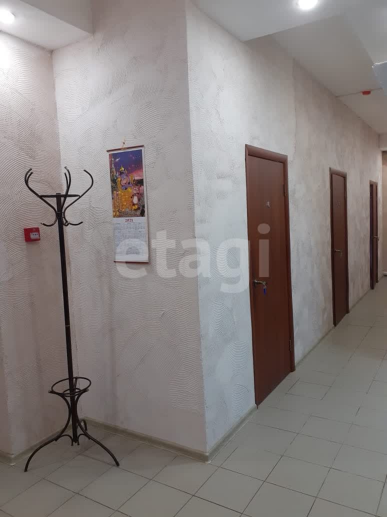 Продажа коммерческой недвижимости, 380м <sup>2</sup>, Новый Уренгой, Ямало-Ненецкий АО,  Новый Уренгой