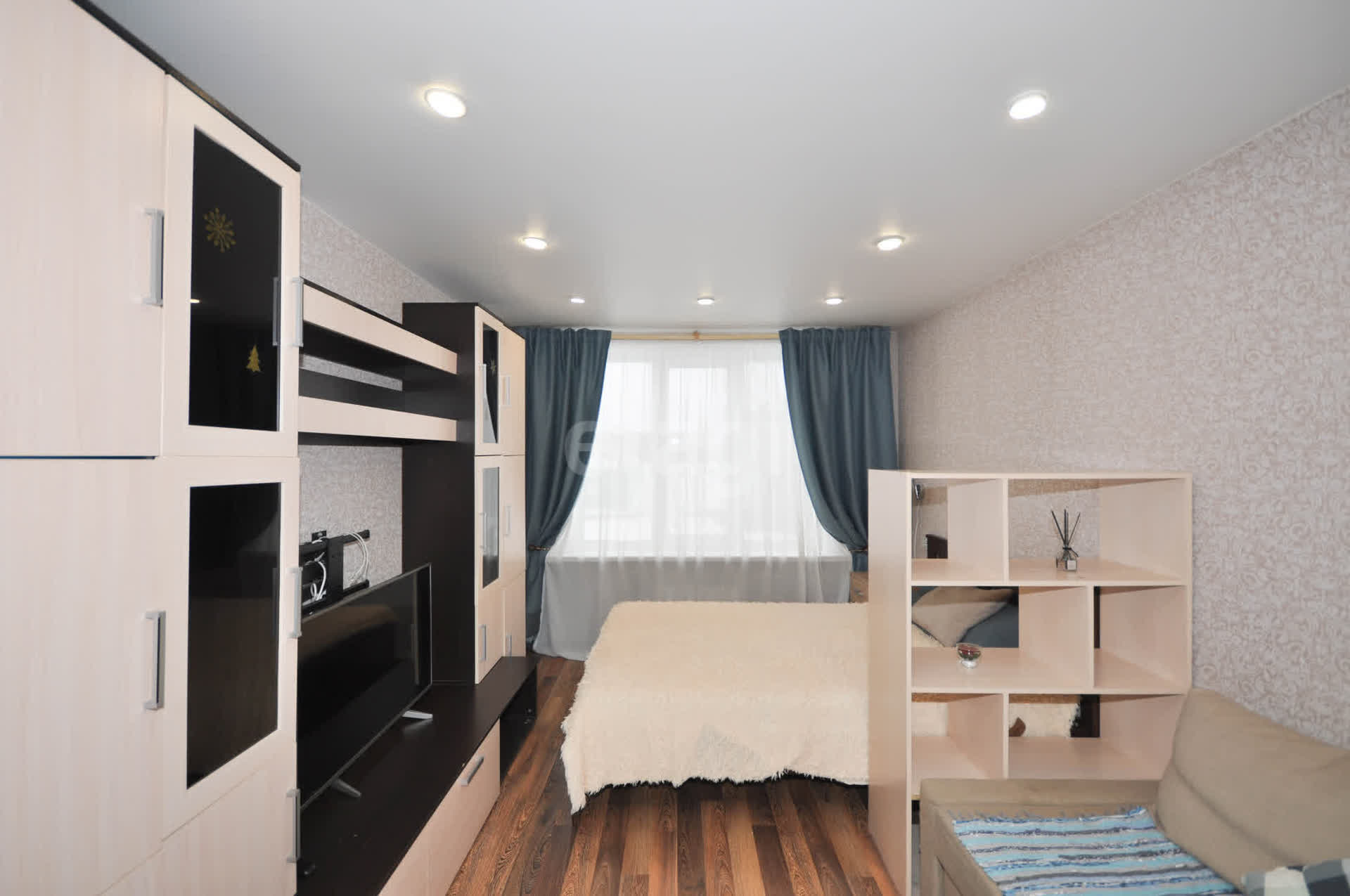 Продажа 2-комнатной квартиры, Южно-Сахалинск, Сахалинская область,  Южно-Сахалинск