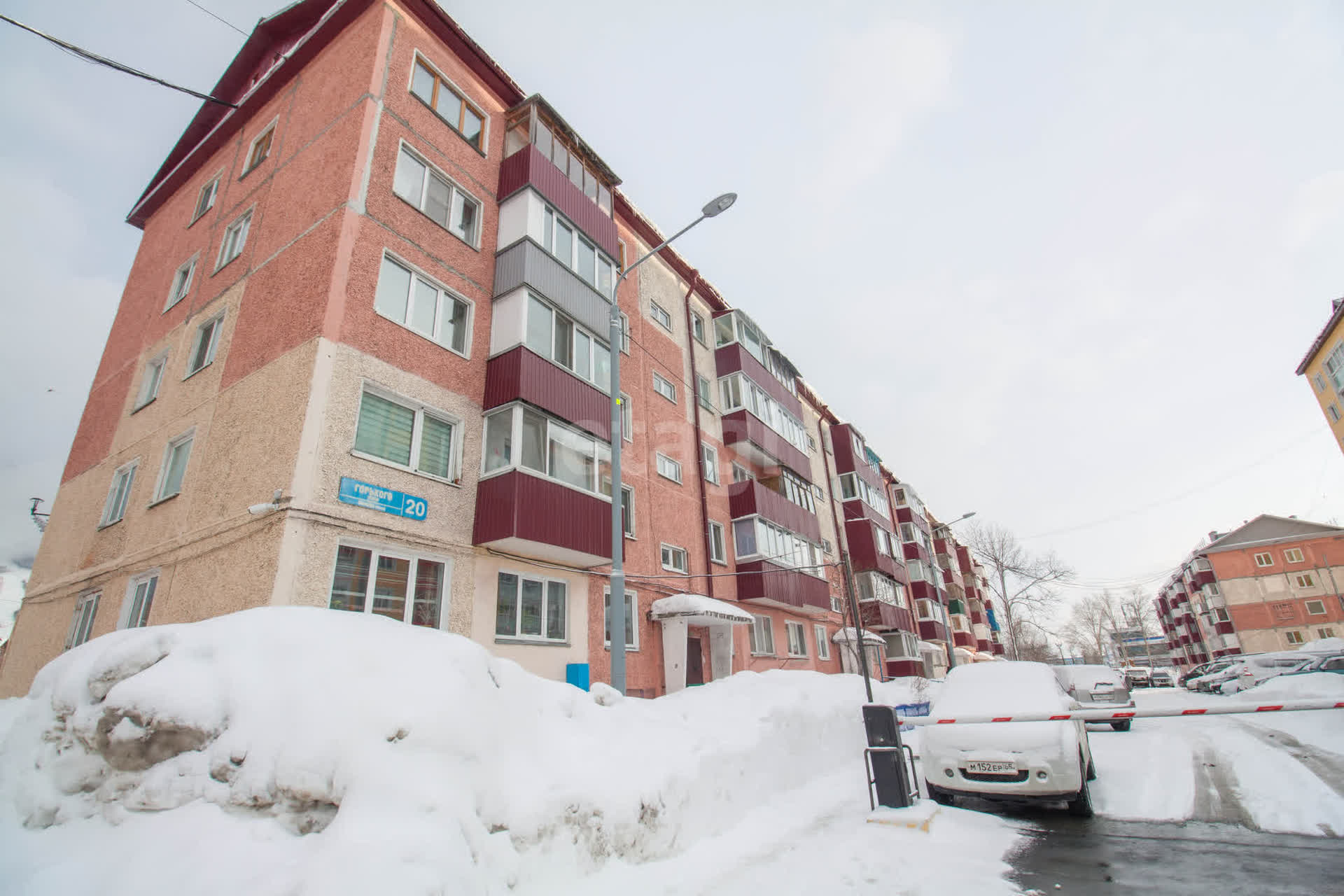 Продажа 2-комнатной квартиры, Южно-Сахалинск, Сахалинская область,  Южно-Сахалинск