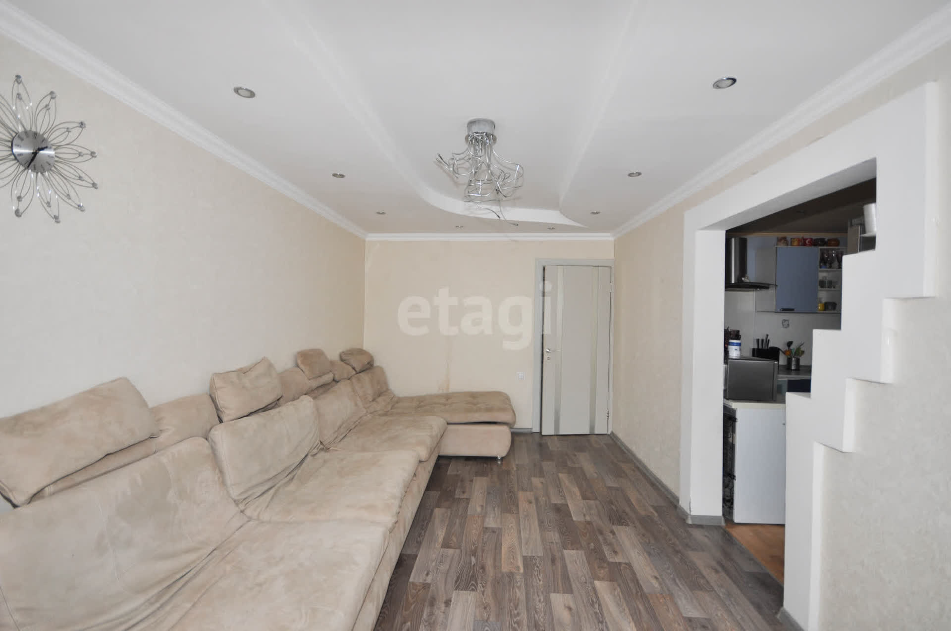 Продажа 4-комнатной квартиры, Южно-Сахалинск, Сахалинская область,  Южно-Сахалинск