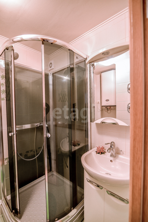 Продажа 3-комнатной квартиры, Южно-Сахалинск, Сахалинская область,  Южно-Сахалинск