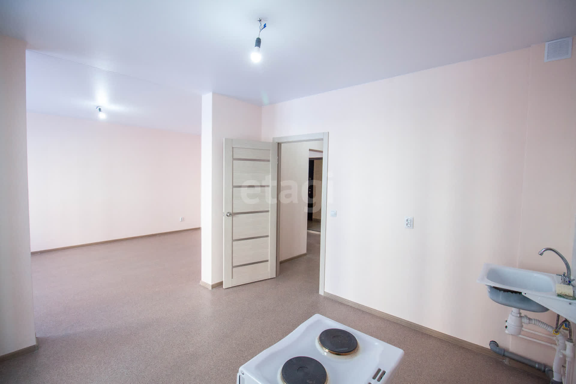 Продажа 2-комнатной квартиры, Южно-Сахалинск, Сахалинская область,  Южно-Сахалинск