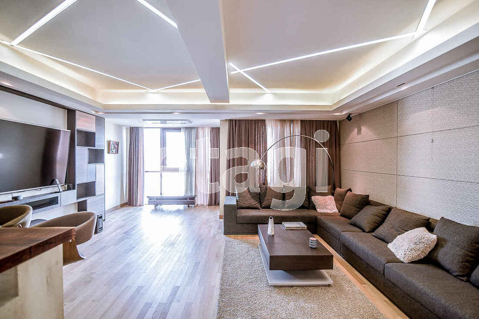 Продажа 3-комнатной квартиры, Южно-Сахалинск, Сахалинская область,  Южно-Сахалинск