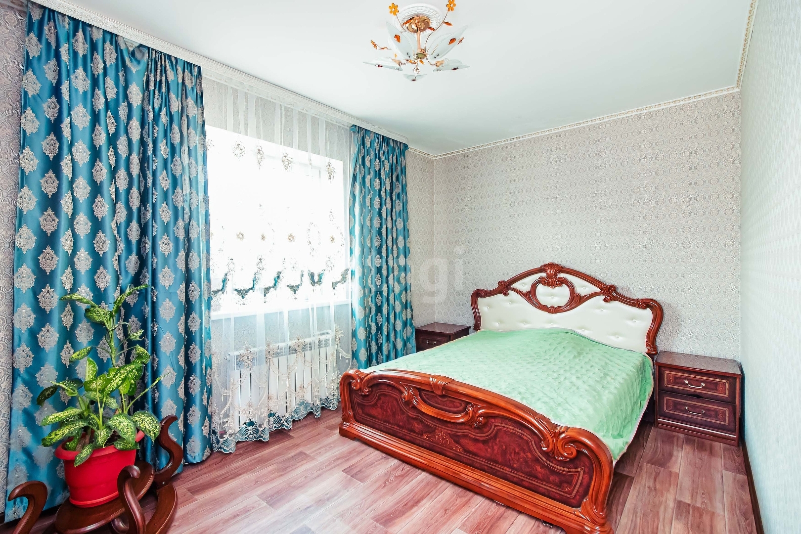 Продажа дома, 450м <sup>2</sup>, 10 сот., Ханты-Мансийск, Ханты-Мансийский автономный округ,  