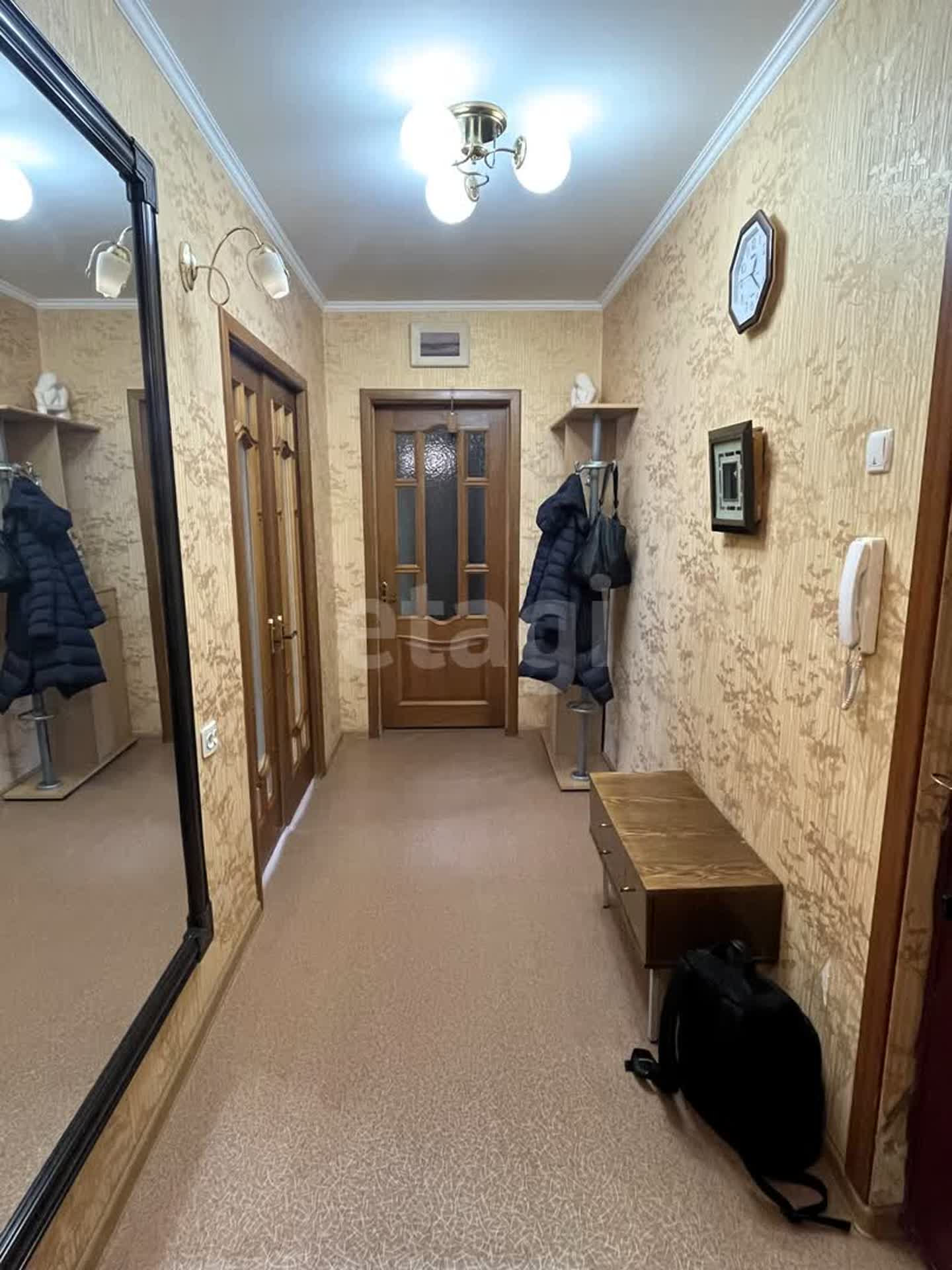 Продажа 2-комнатной квартиры, Южно-Сахалинск, Сахалинская область,  Южно-Сахалинск