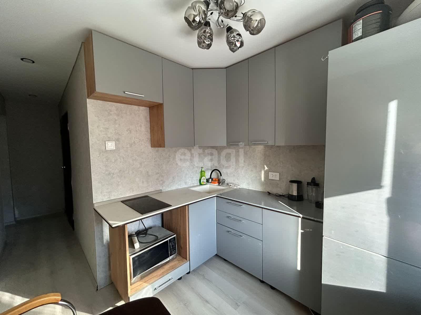 Продажа 2-комнатной квартиры, Южно-Сахалинск, Сахалинская область,  Южно-Сахалинск