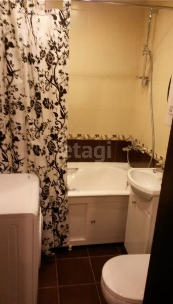 Продажа 2-комнатной квартиры, Южно-Сахалинск, Сахалинская область,  Южно-Сахалинск