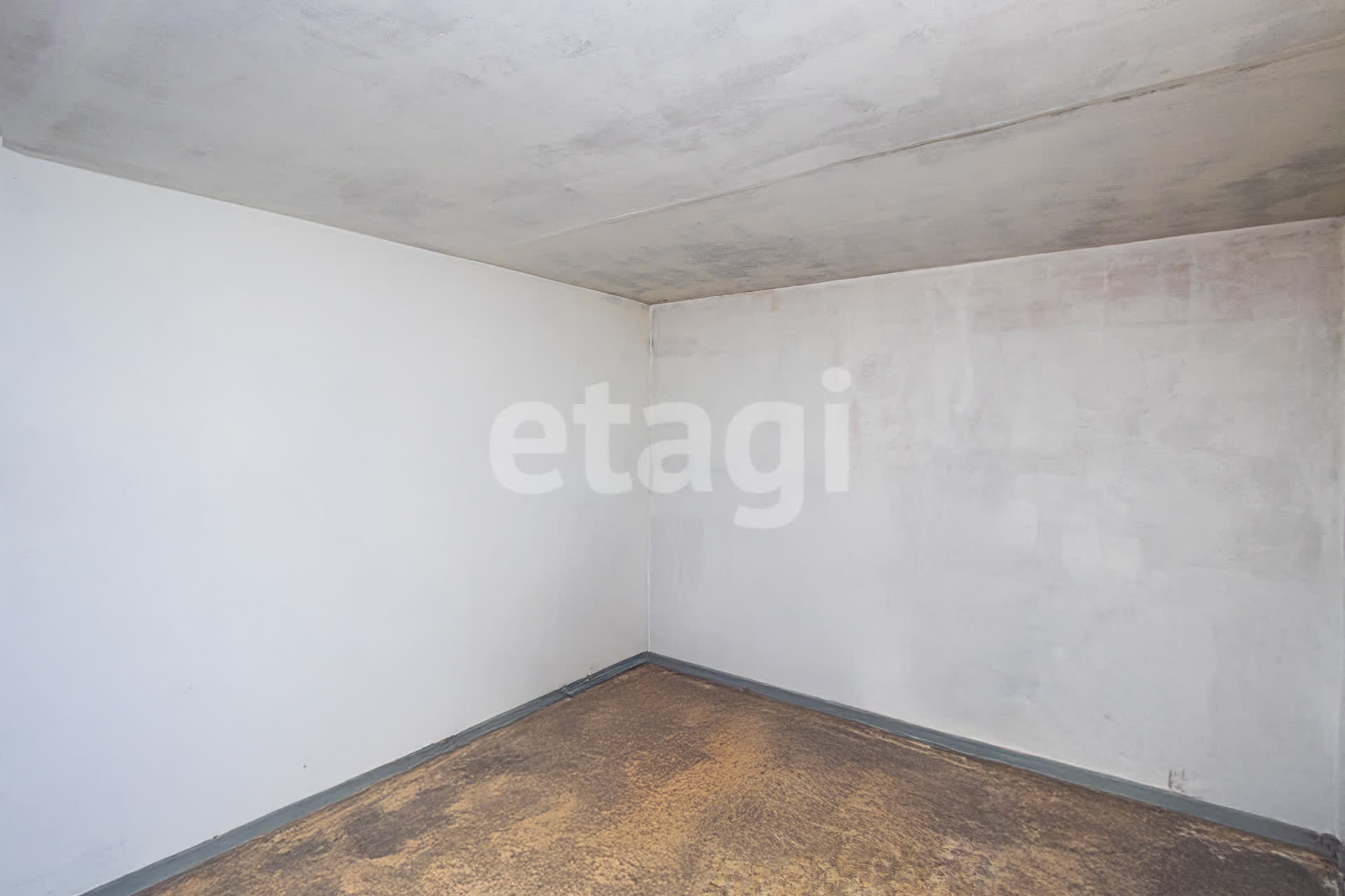 Продажа 4-комнатной квартиры, Улан-Удэ, Республика Бурятия,  Улан-Удэ