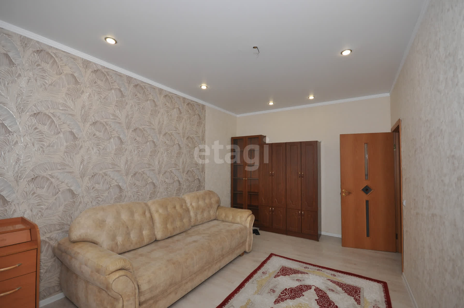 Продажа 3-комнатной квартиры, Южно-Сахалинск, Сахалинская область,  Южно-Сахалинск