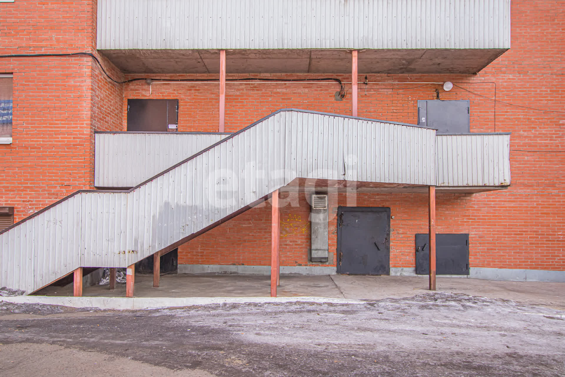 Продажа 3-комнатной квартиры, Улан-Удэ, Республика Бурятия,  Улан-Удэ