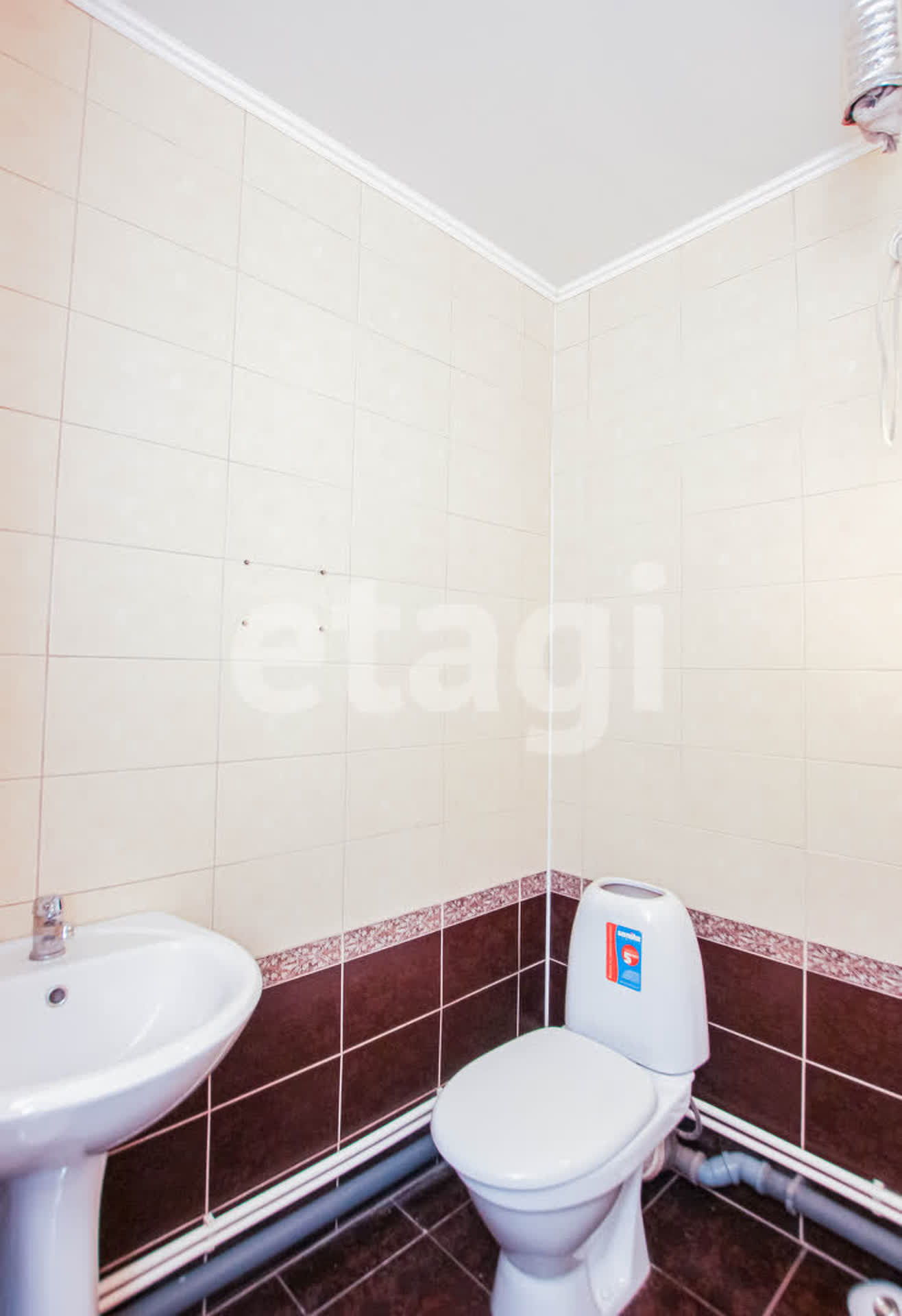 Продажа коммерческой недвижимости, 230м <sup>2</sup>, Улан-Удэ, Бурятия,  Улан-Удэ