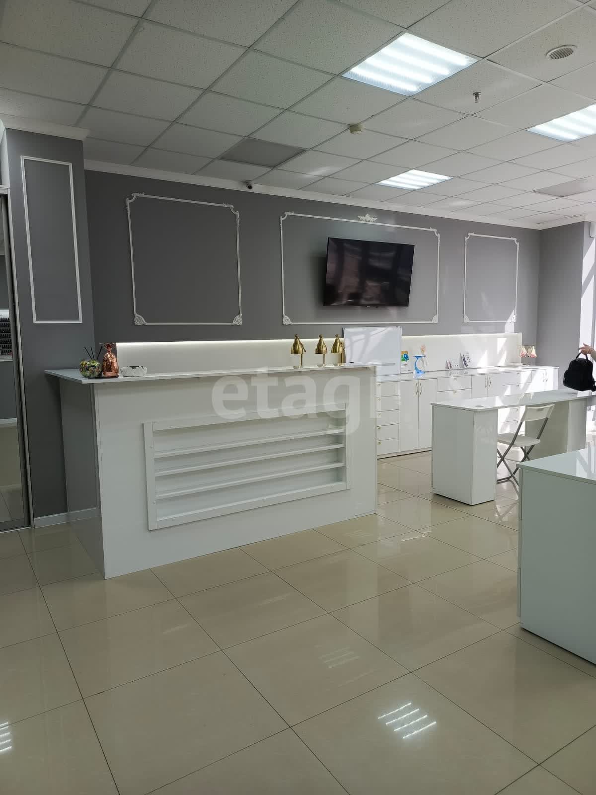 Продажа коммерческой недвижимости, 95м <sup>2</sup>, Южно-Сахалинск, Сахалинская область,  Южно-Сахалинск