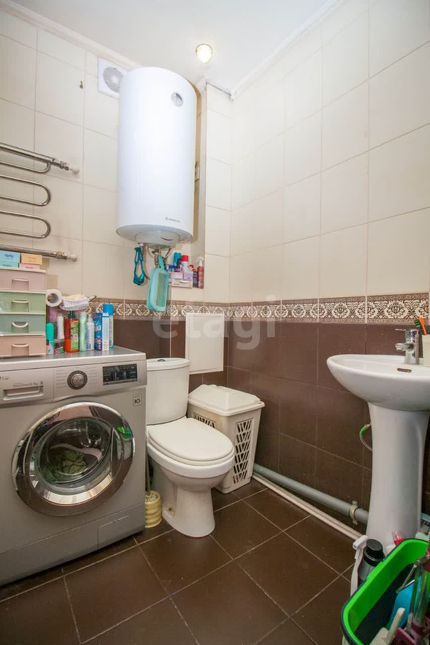 Продажа 2-комнатной квартиры, Южно-Сахалинск, Сахалинская область,  Южно-Сахалинск