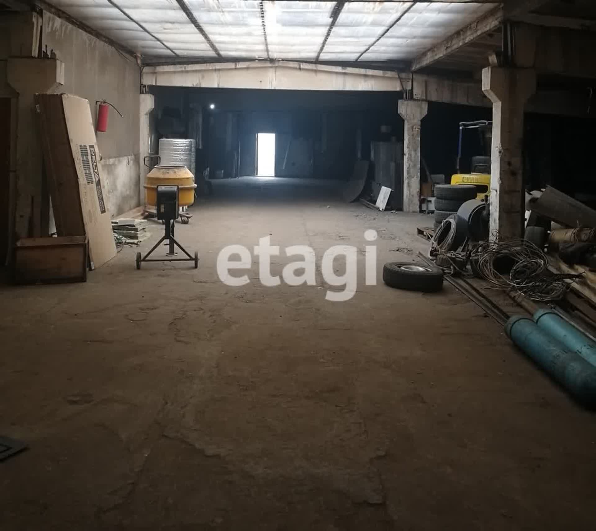 Аренда коммерческой недвижимости, 1250м <sup>2</sup>, Улан-Удэ, Бурятия,  Улан-Удэ