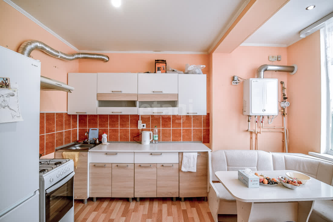 Продажа 2-комнатной квартиры, Южно-Сахалинск, Сахалинская область,  Южно-Сахалинск