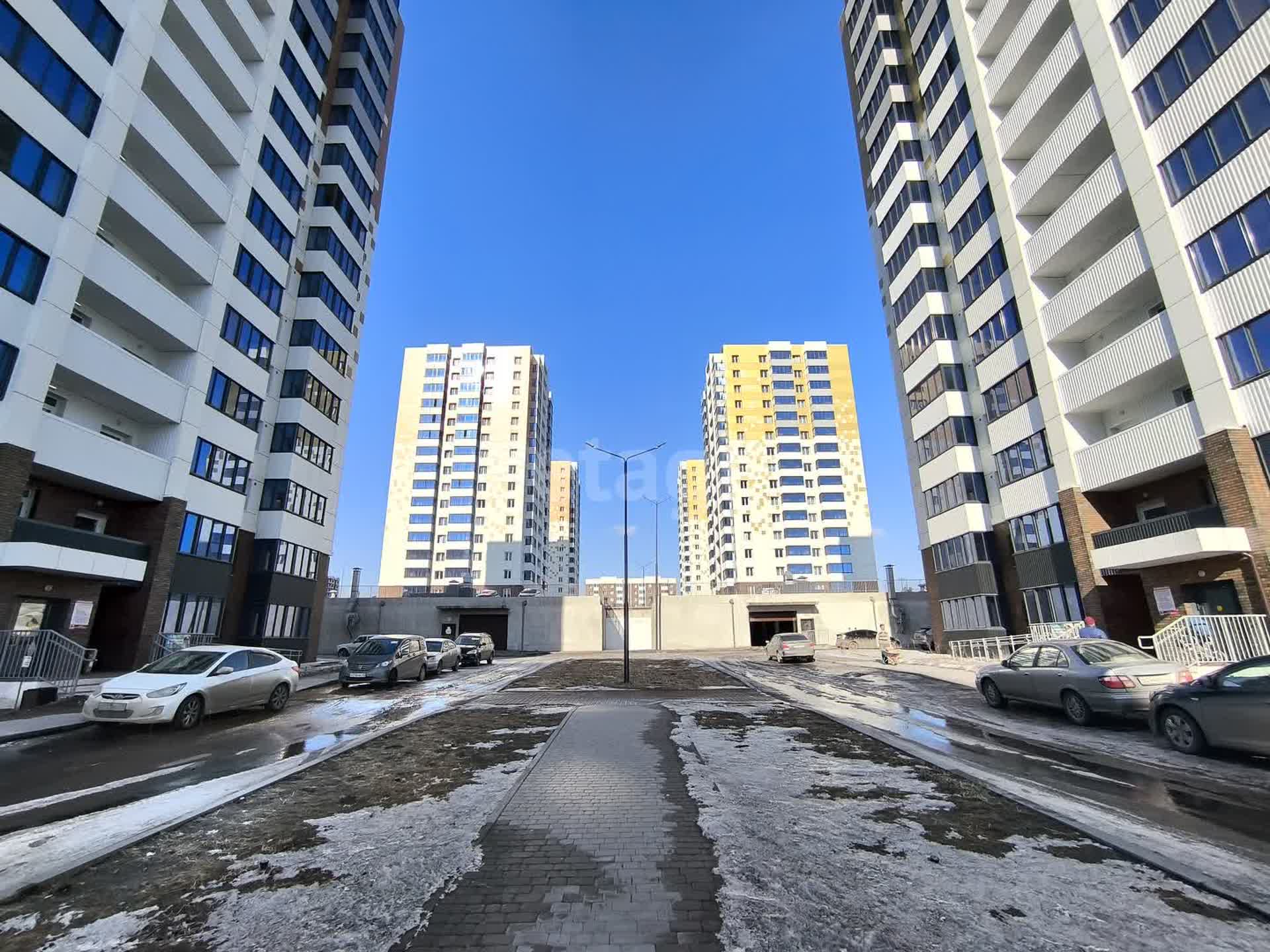 Продажа 3-комнатной квартиры, Улан-Удэ, Республика Бурятия,  Улан-Удэ