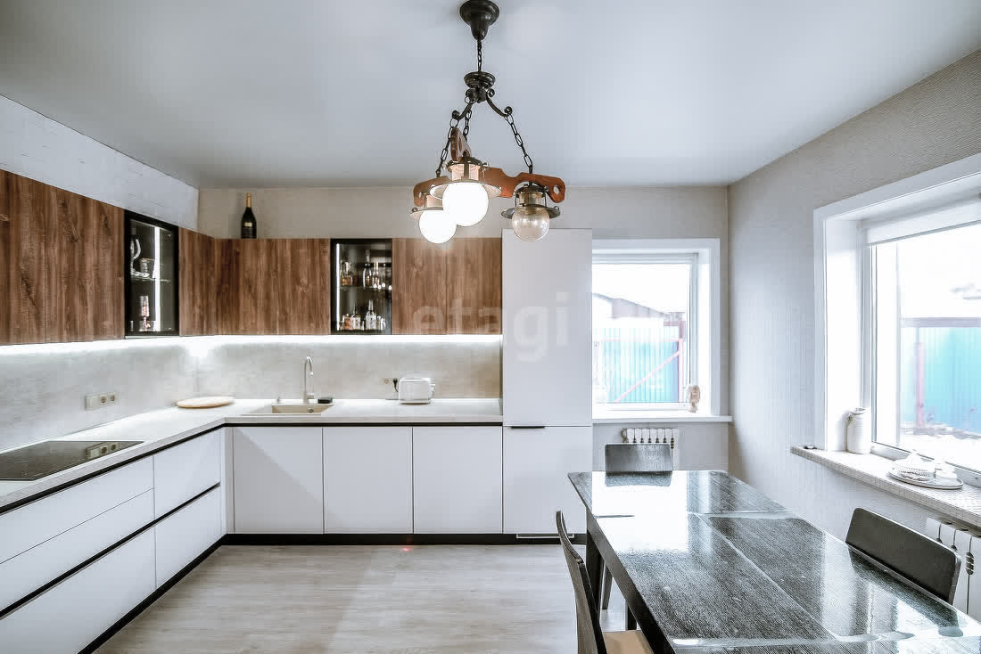 Продажа дома, 169м <sup>2</sup>, 10 сот., Южно-Сахалинск, Сахалинская область,  