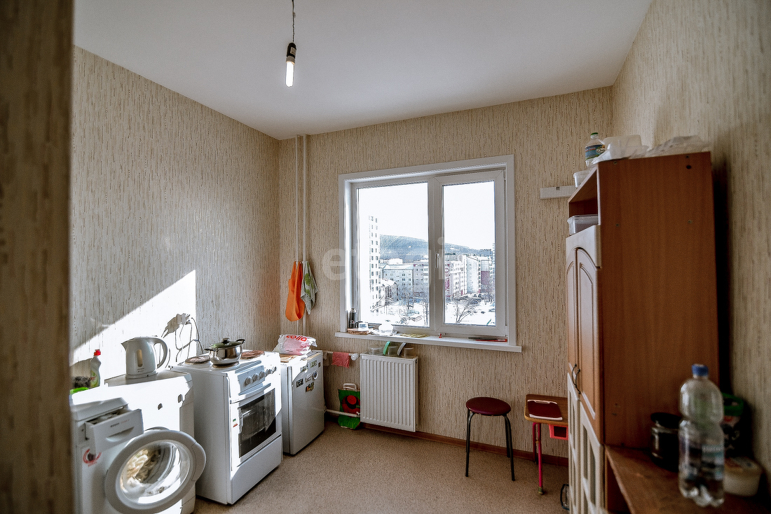 Продажа 3-комнатной квартиры, Южно-Сахалинск, Сахалинская область,  Южно-Сахалинск