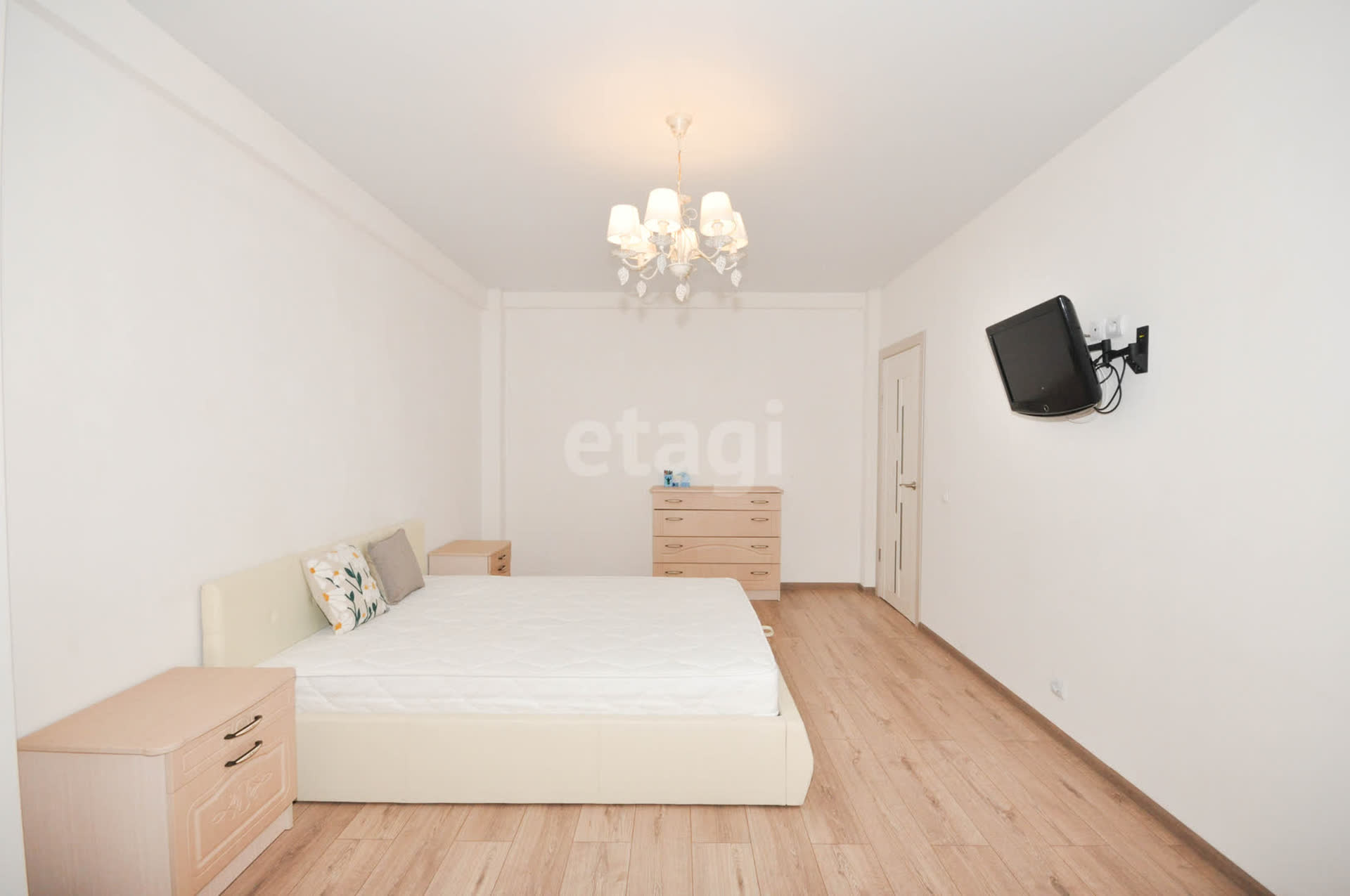 Продажа 2-комнатной квартиры, Южно-Сахалинск, Сахалинская область,  Южно-Сахалинск