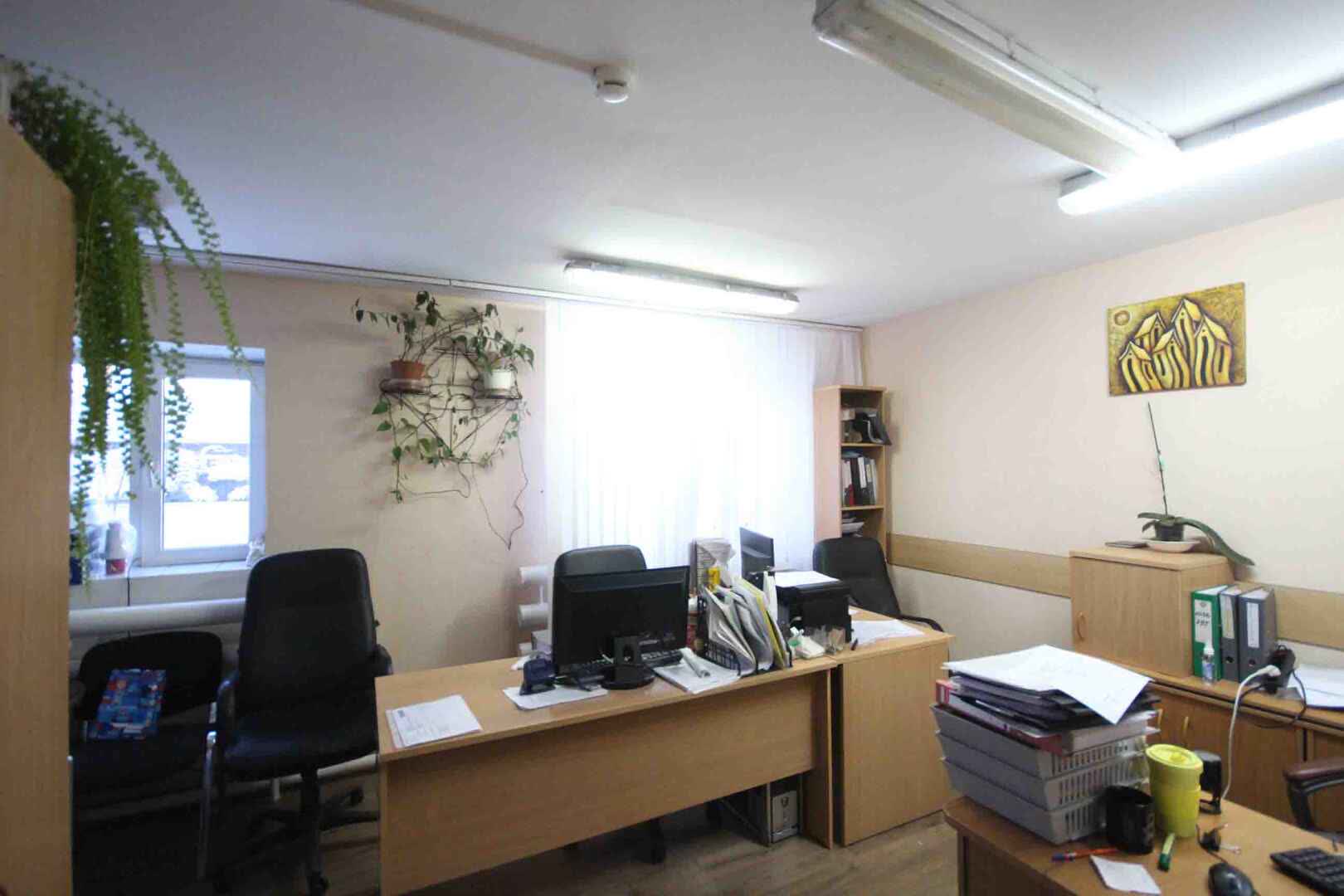 Аренда коммерческой недвижимости, 2500м <sup>2</sup>, Новый Уренгой, Ямало-Ненецкий АО,  Новый Уренгой