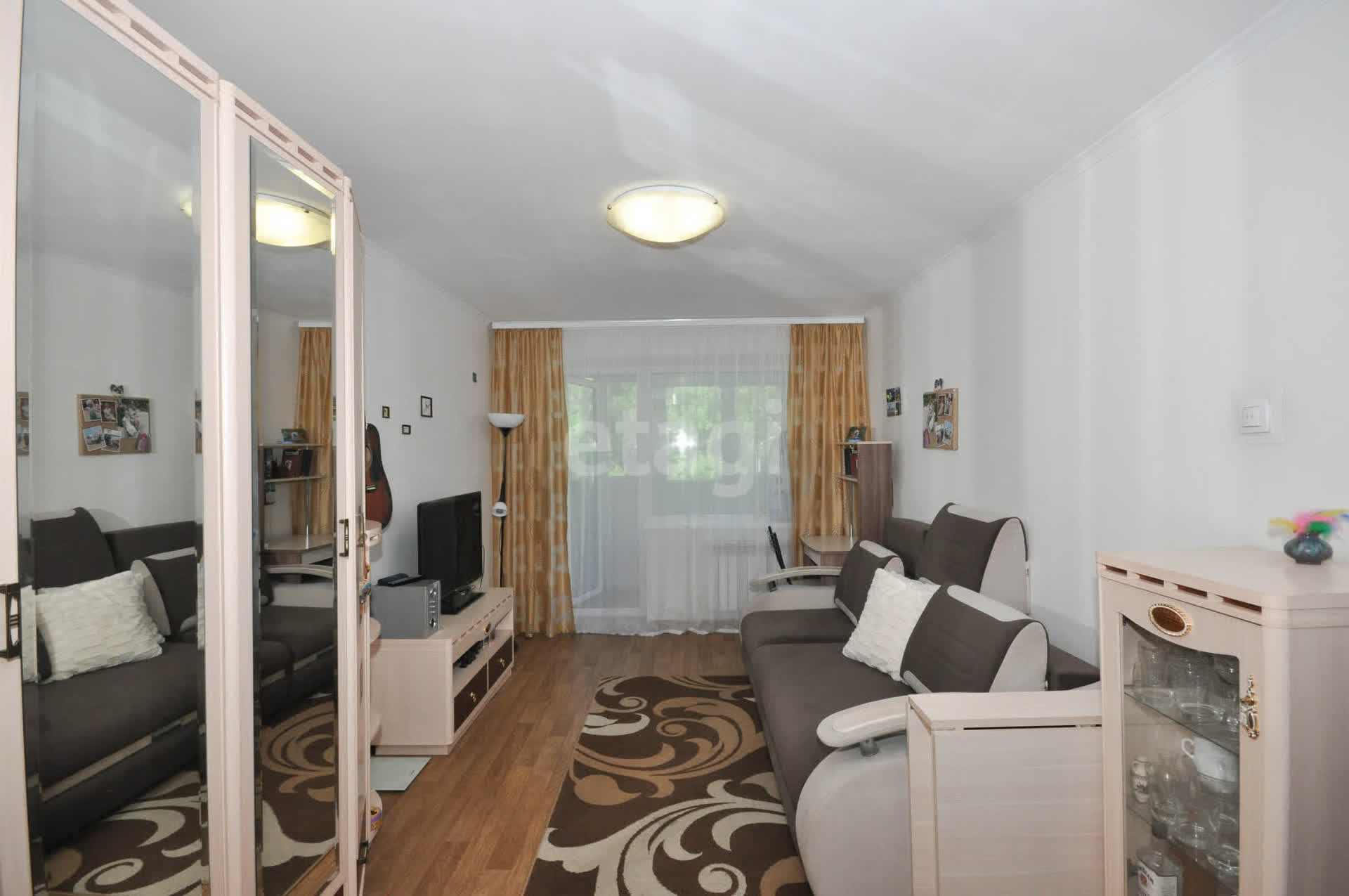 Продажа 2-комнатной квартиры, Южно-Сахалинск, Сахалинская область,  Южно-Сахалинск