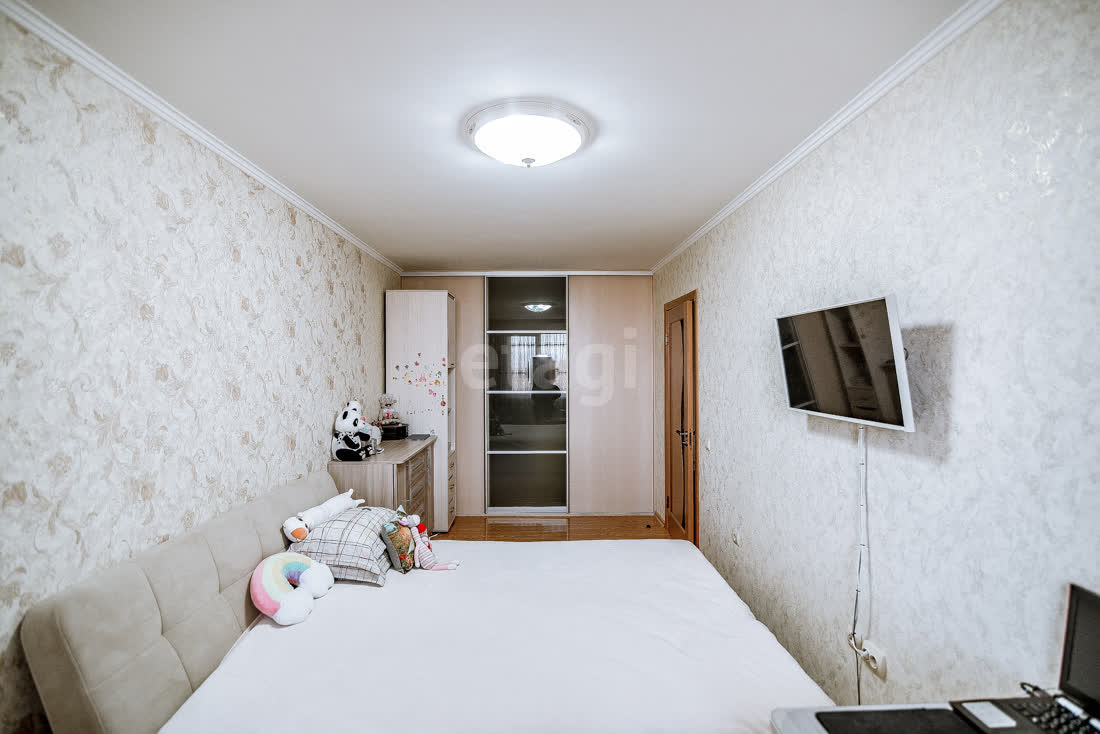 Продажа 2-комнатной квартиры, Южно-Сахалинск, Сахалинская область,  Южно-Сахалинск