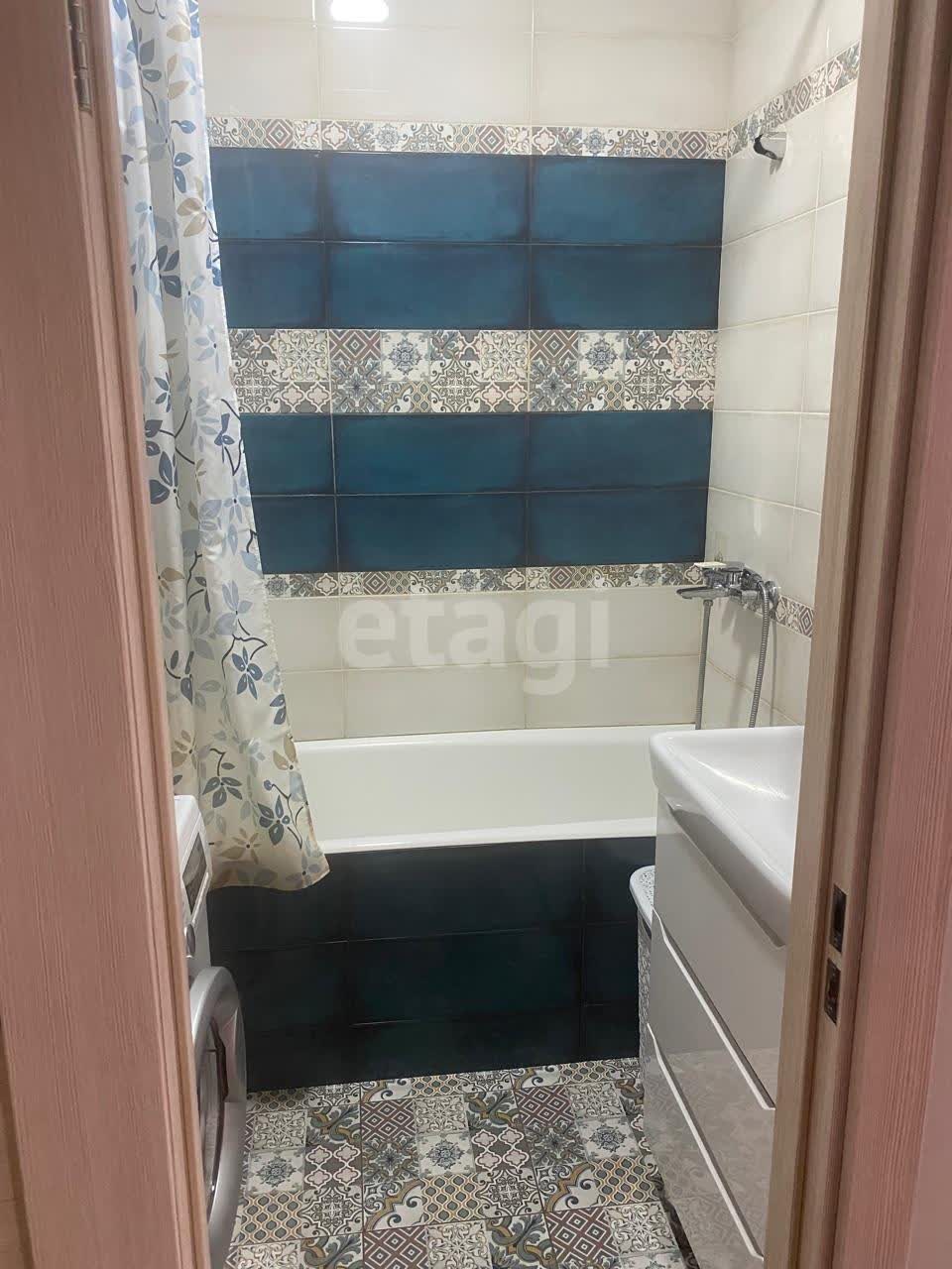 Продажа 2-комнатной квартиры, Южно-Сахалинск, Сахалинская область,  Южно-Сахалинск