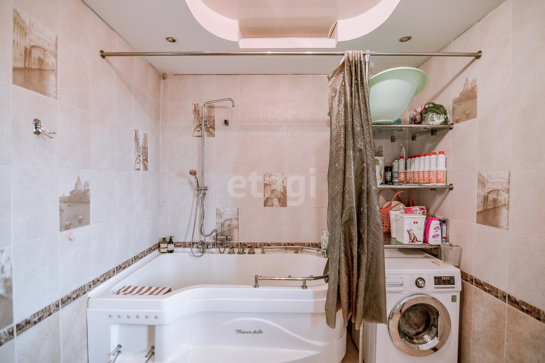 Продажа дома, 330м <sup>2</sup>, 10 сот., Южно-Сахалинск, Сахалинская область,  