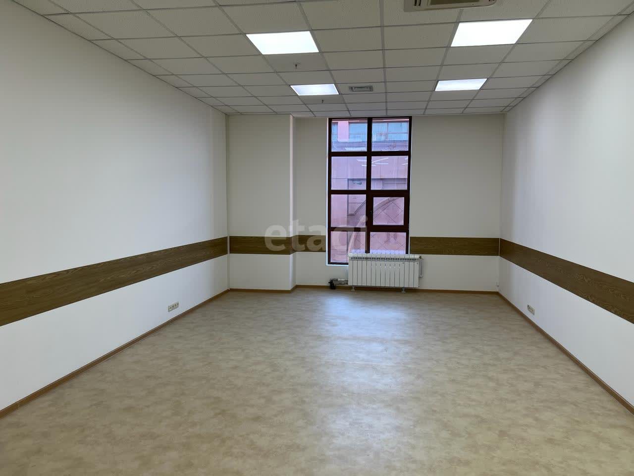 Аренда коммерческой недвижимости, 84м <sup>2</sup>, Южно-Сахалинск, Сахалинская область,  Южно-Сахалинск