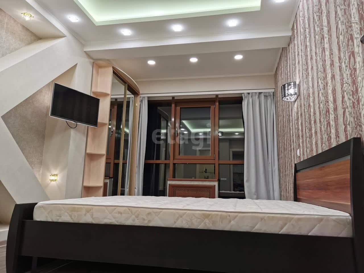 Аренда 3-комнатной квартиры, Южно-Сахалинск, Сахалинская область,  Южно-Сахалинск