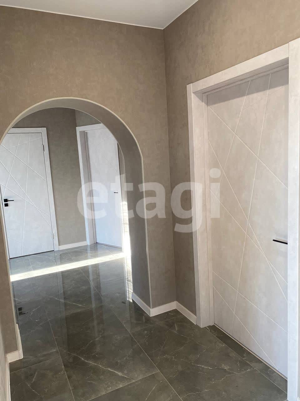 Продажа дома, 192м <sup>2</sup>, 9 сот., Улан-Удэ, Республика Бурятия,  Тарбагатайский