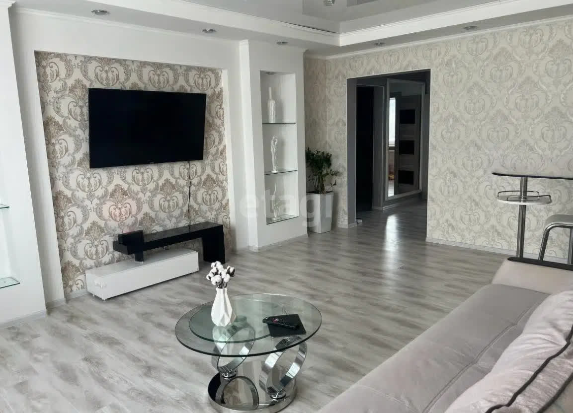 Продажа 3-комнатной квартиры, Южно-Сахалинск, Сахалинская область,  Южно-Сахалинск