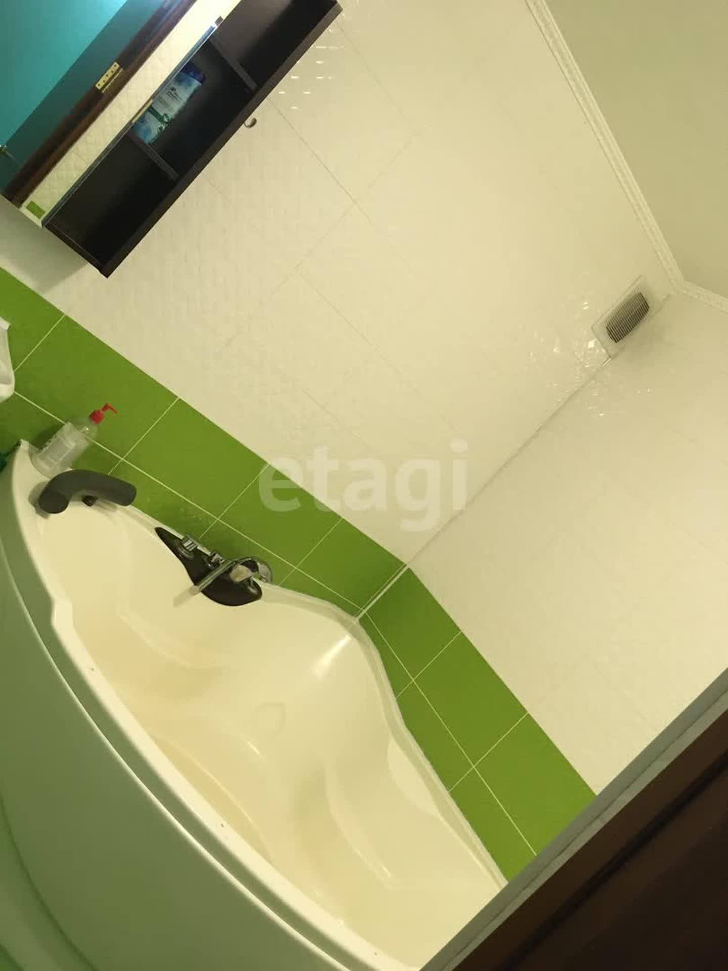 Продажа 2-комнатной квартиры, Южно-Сахалинск, Сахалинская область,  Южно-Сахалинск