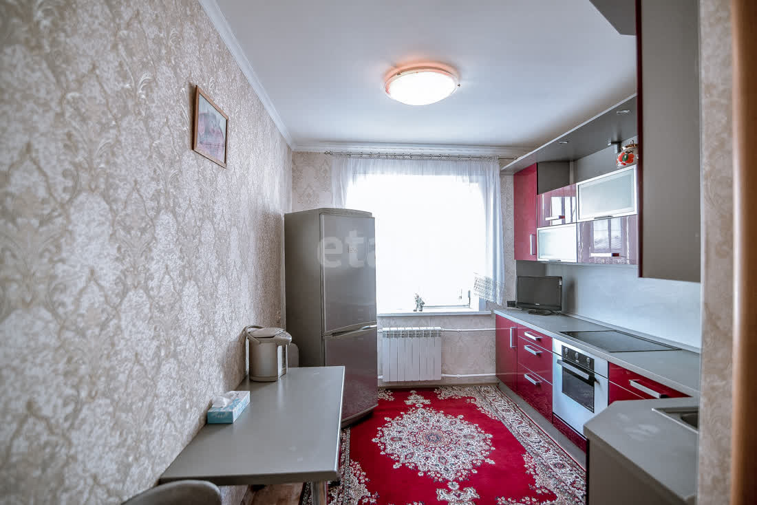 Продажа 4-комнатной квартиры, Южно-Сахалинск, Сахалинская область,  Южно-Сахалинск