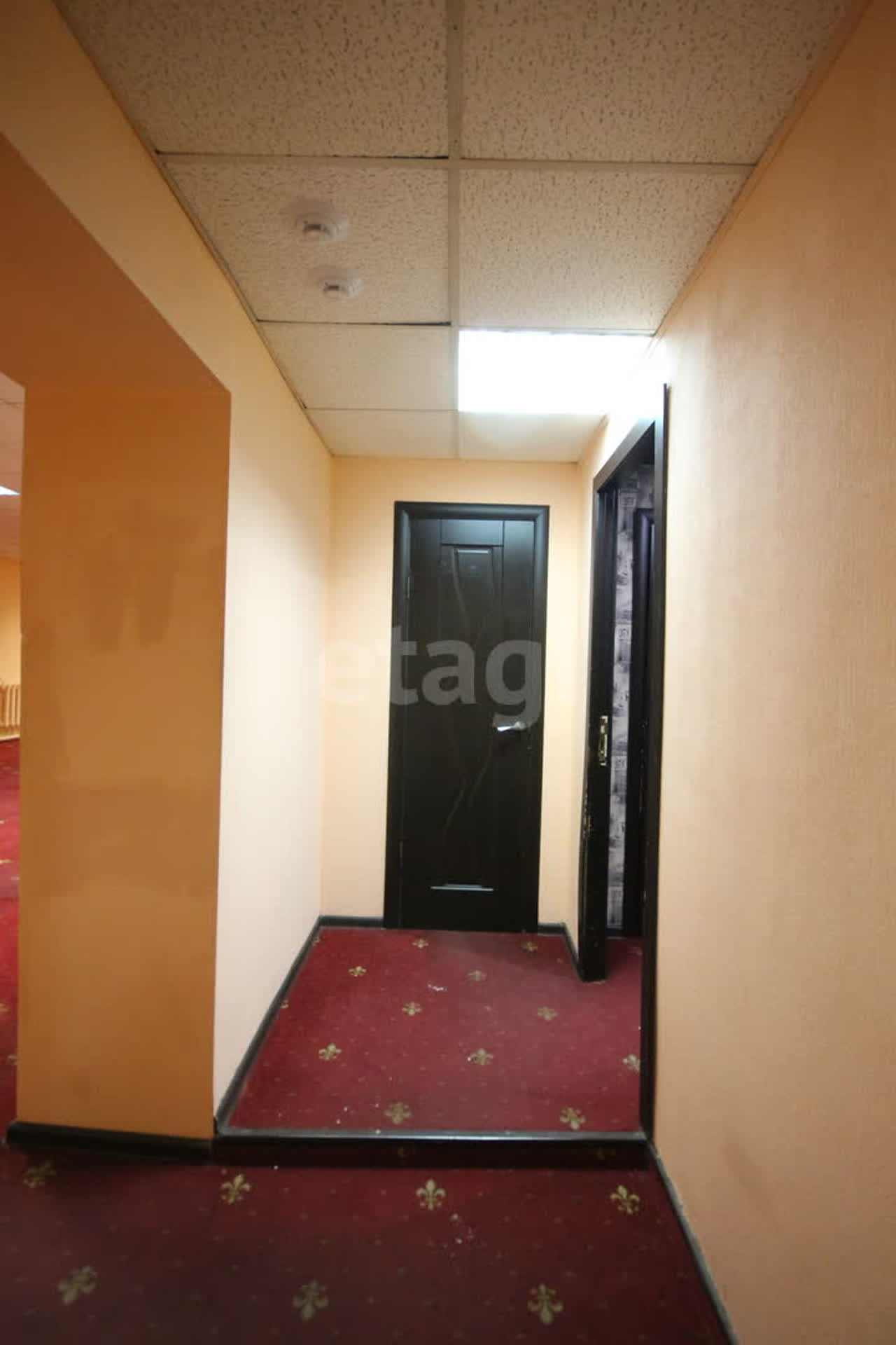 Аренда коммерческой недвижимости, 320м <sup>2</sup>, Новый Уренгой, Ямало-Ненецкий АО,  Новый Уренгой