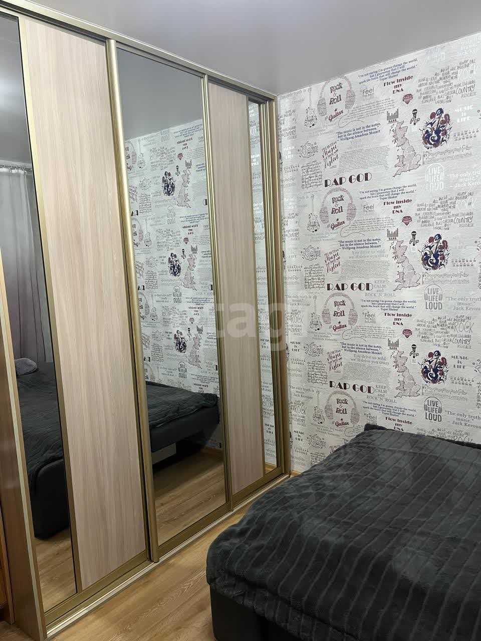 Продажа 3-комнатной квартиры, Южно-Сахалинск, Сахалинская область,  Южно-Сахалинск