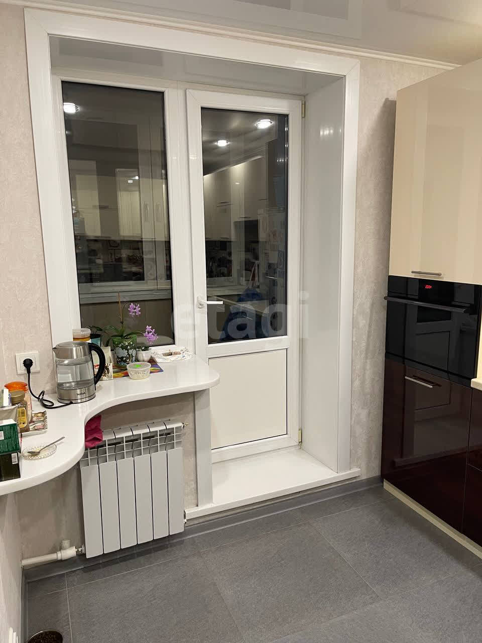 Продажа 4-комнатной квартиры, Южно-Сахалинск, Сахалинская область,  Южно-Сахалинск