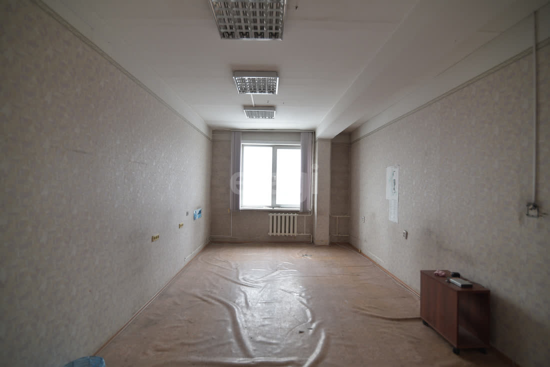 Аренда коммерческой недвижимости, 556м <sup>2</sup>, Южно-Сахалинск, Сахалинская область,  Южно-Сахалинск