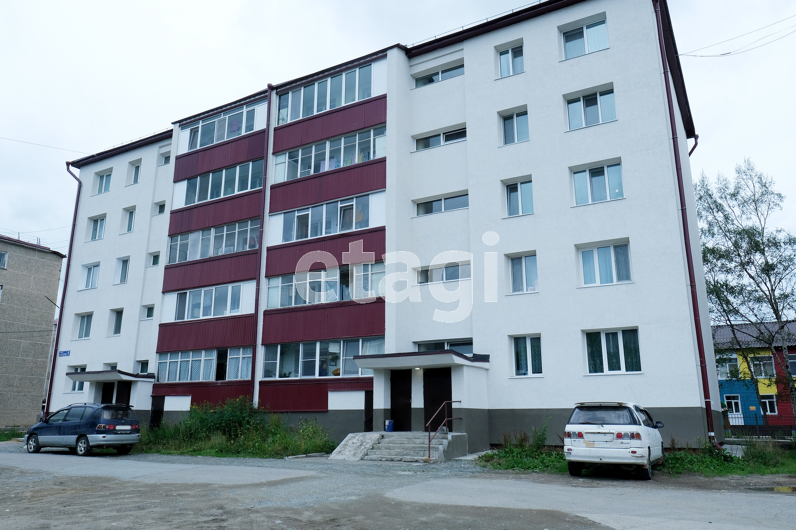 Продажа 4-комнатной квартиры, Южно-Сахалинск, Сахалинская область,  Южно-Сахалинск