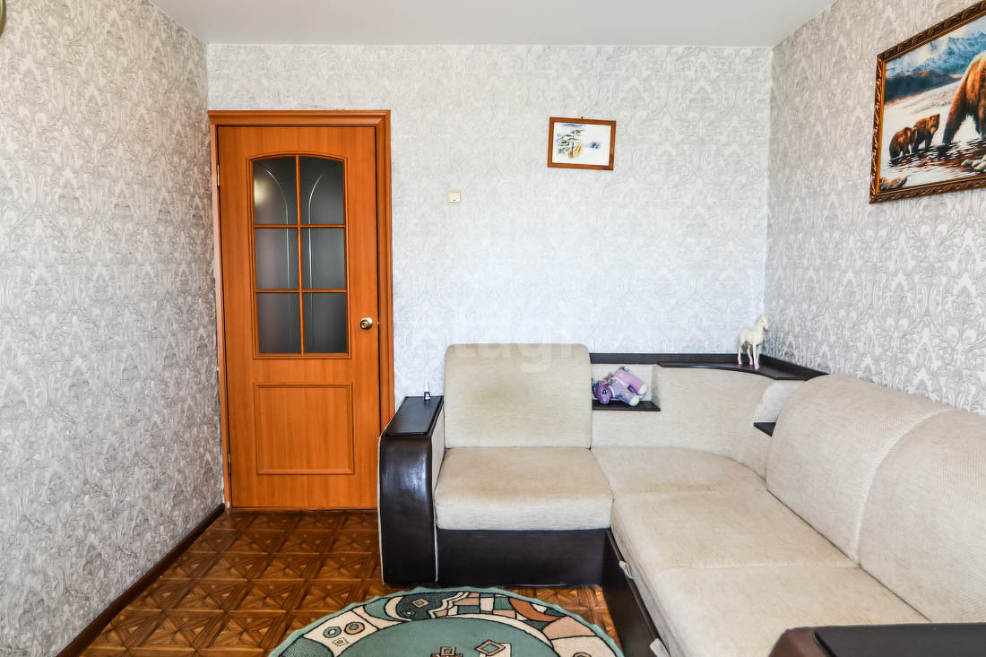 Продажа 4-комнатной квартиры, Южно-Сахалинск, Сахалинская область,  Южно-Сахалинск