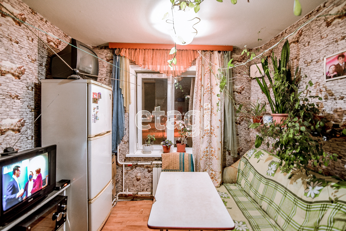 Продажа 2-комнатной квартиры, Южно-Сахалинск, Сахалинская область,  Южно-Сахалинск