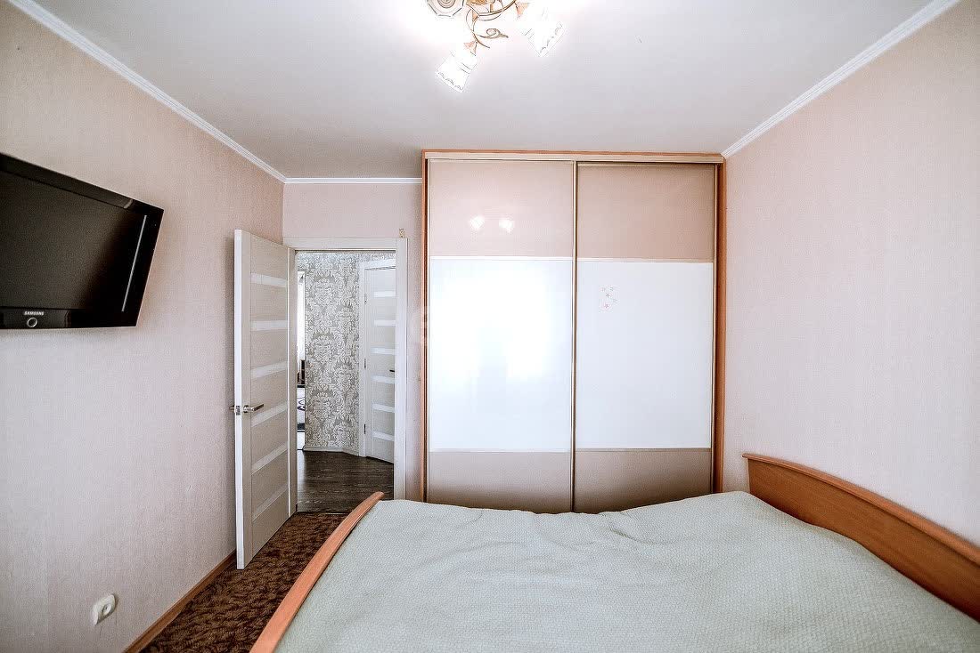 Продажа 2-комнатной квартиры, Южно-Сахалинск, Сахалинская область,  Южно-Сахалинск