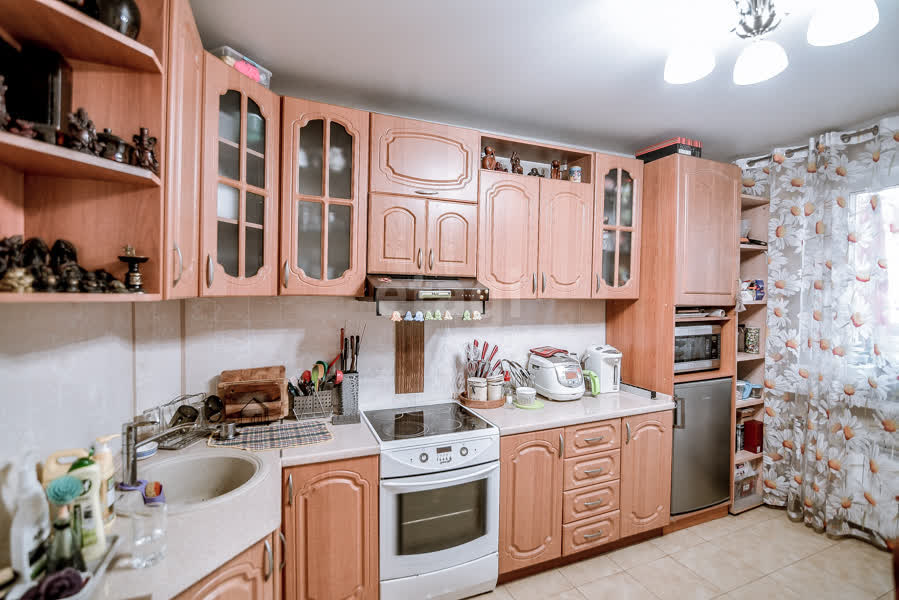 Продажа 2-комнатной квартиры, Южно-Сахалинск, Сахалинская область,  Южно-Сахалинск