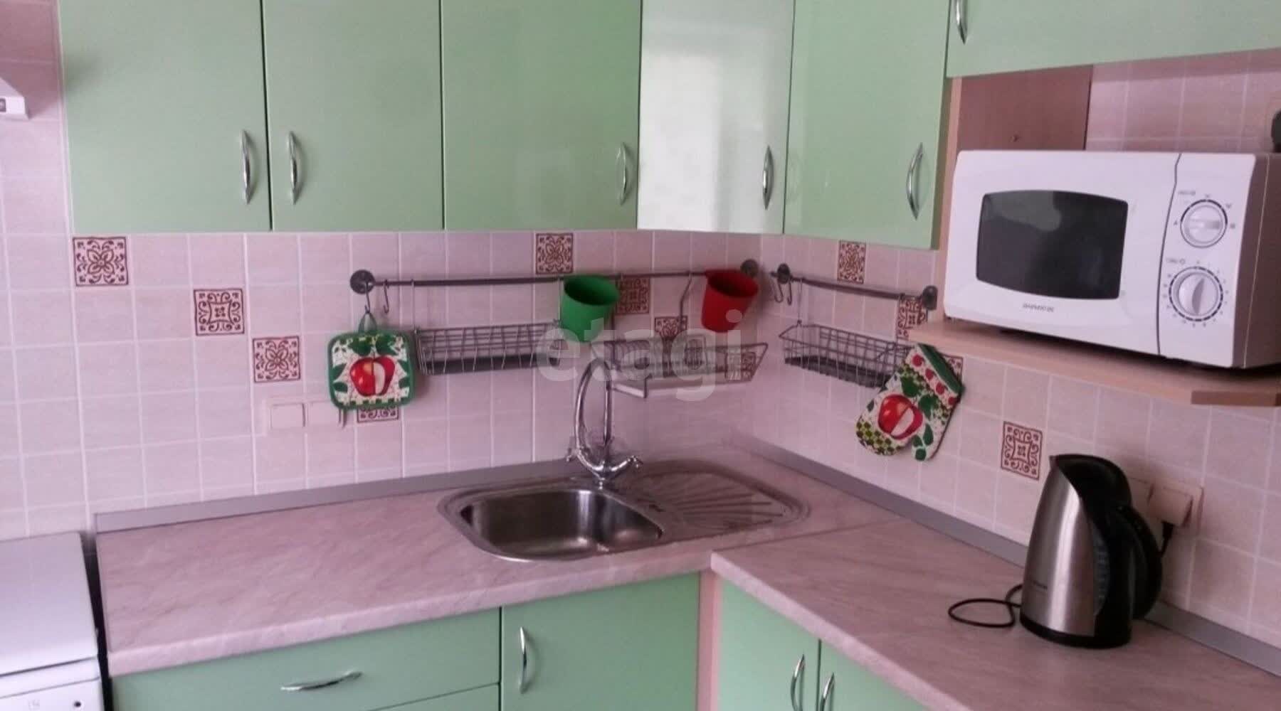 Продажа 2-комнатной квартиры, Южно-Сахалинск, Сахалинская область,  Южно-Сахалинск