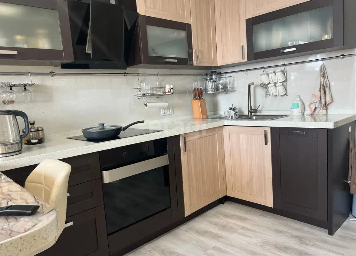 Продажа 3-комнатной квартиры, Южно-Сахалинск, Сахалинская область,  Южно-Сахалинск