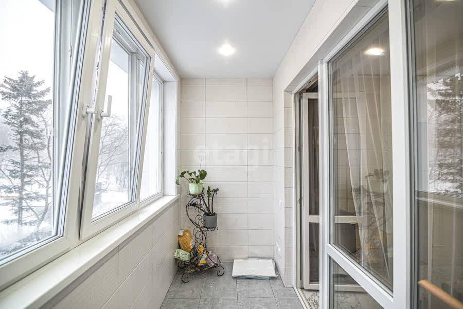 Продажа 3-комнатной квартиры, Южно-Сахалинск, Сахалинская область,  Южно-Сахалинск