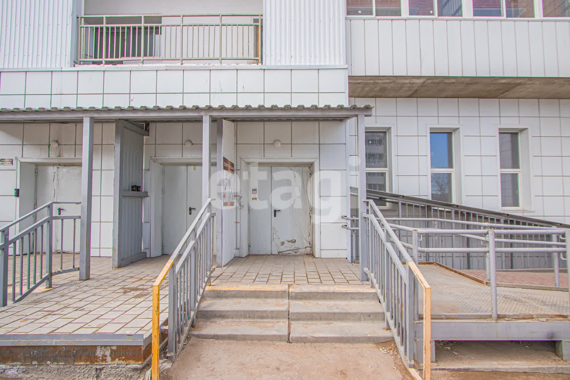 Продажа 3-комнатной квартиры, Улан-Удэ, Республика Бурятия,  Улан-Удэ